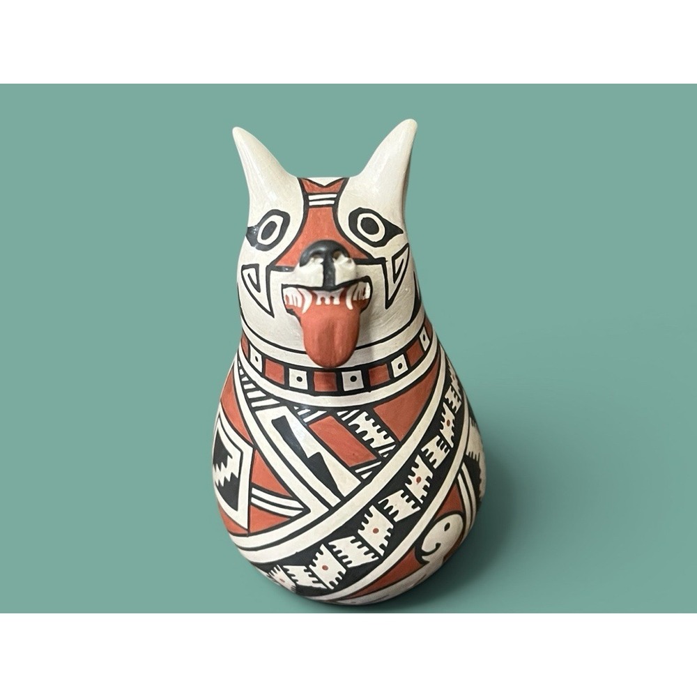 Mata Ortiz Pottery Coyote Tongue Out‎ Effigy Lourdes Villalba Paquime Folk Art